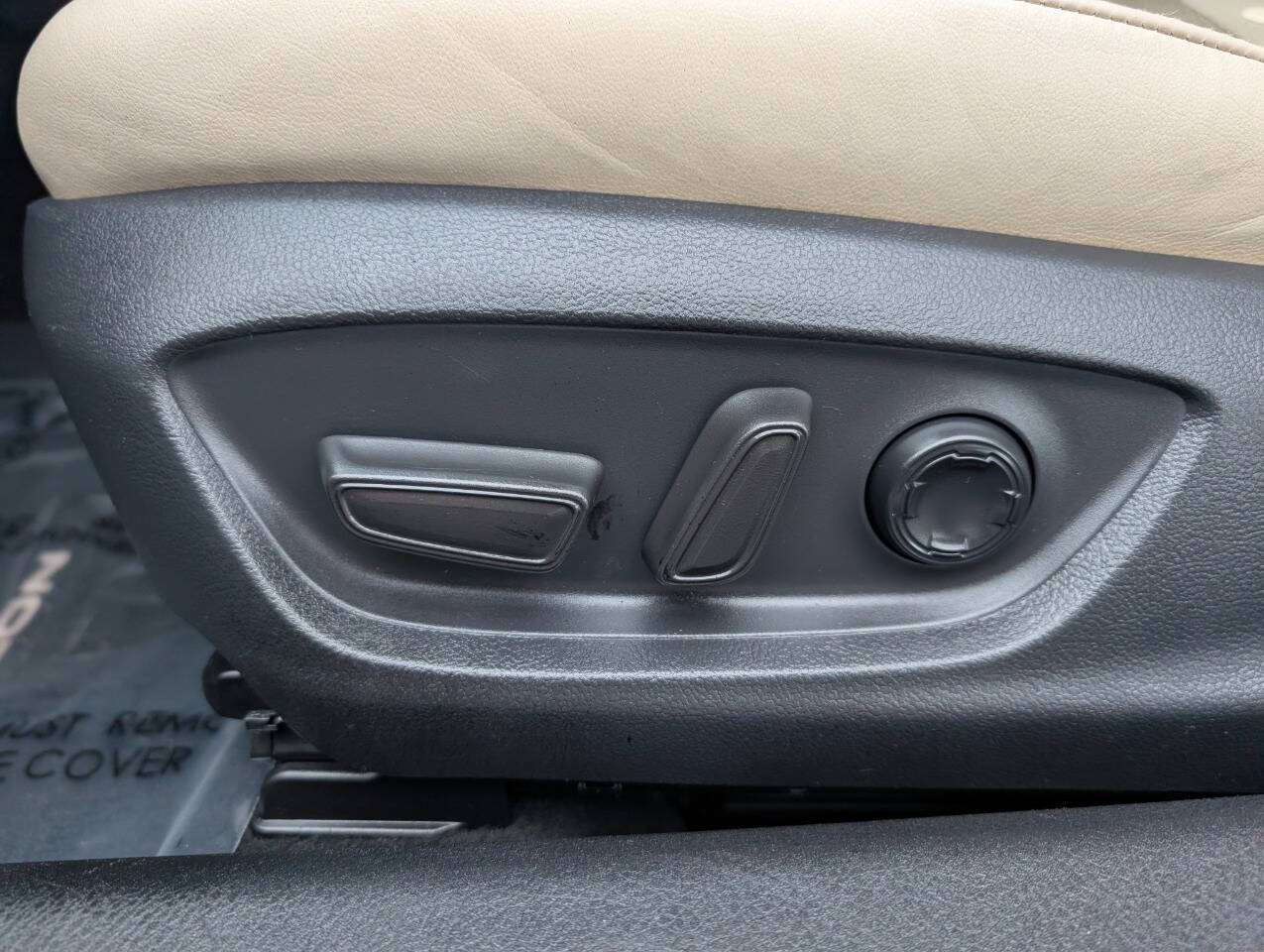 used 2019 Toyota Avalon Hybrid car, priced at $29,999