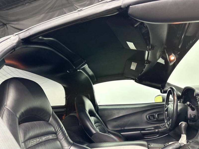 2004 Chevrolet Corvette