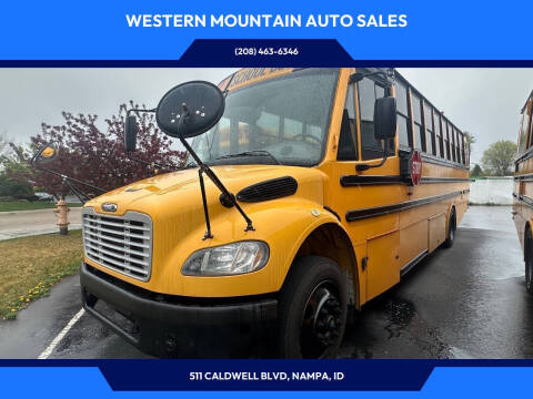 2009 Freightliner B2 Chassis