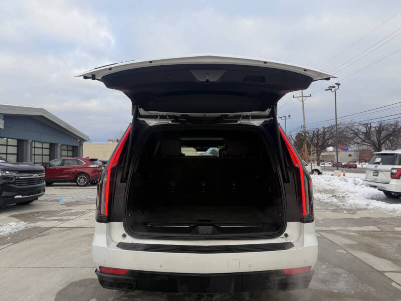 2021 Cadillac Escalade ESV Sport Platinum