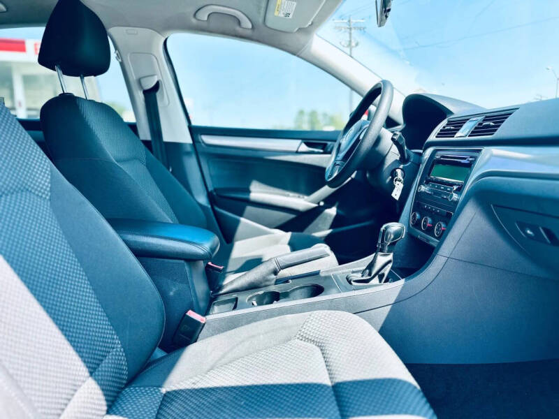 2014 Volkswagen Passat