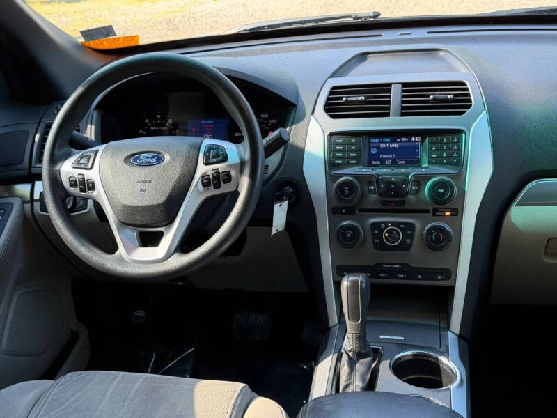 2013 Ford Explorer