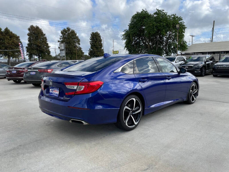 2019 Honda Accord Sport photo 5