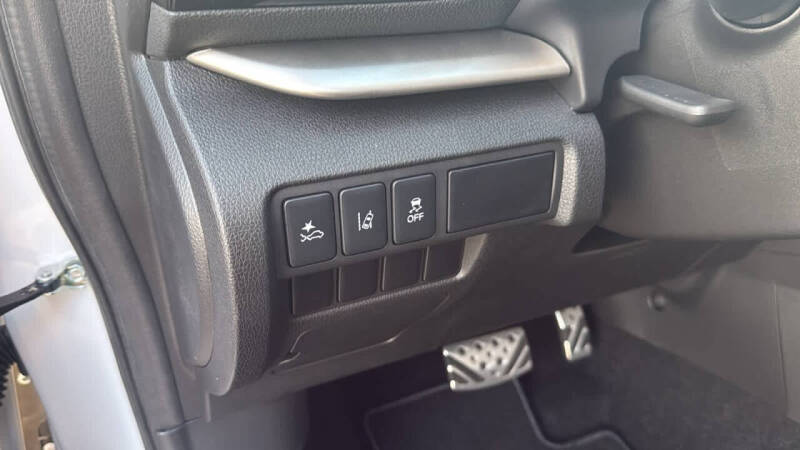 2026 Mitsubishi Eclipse Cross ES