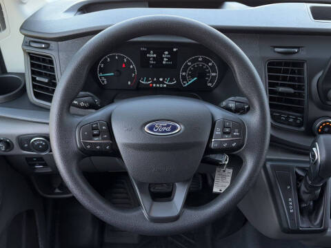 2025 Ford Transit 250