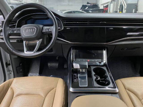 2020 Audi Q7 quattro Premium Plus 55 TFSI