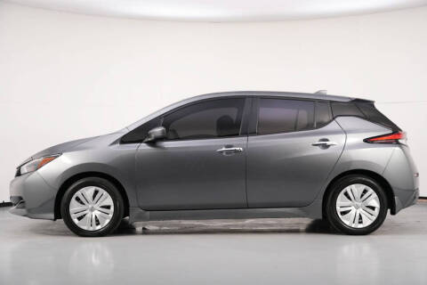 2025 Nissan LEAF S