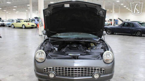 2003 Ford Thunderbird