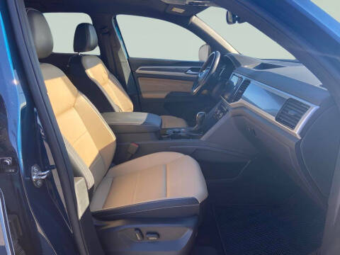 2021 Volkswagen Atlas Cross Sport V6 SEL R-Line 4Motion