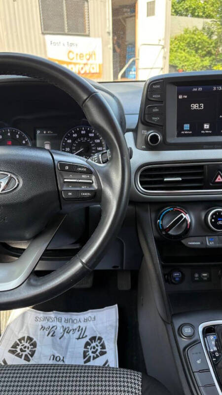 2021 Hyundai Kona SEL