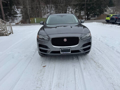 2017 Jaguar F-PACE