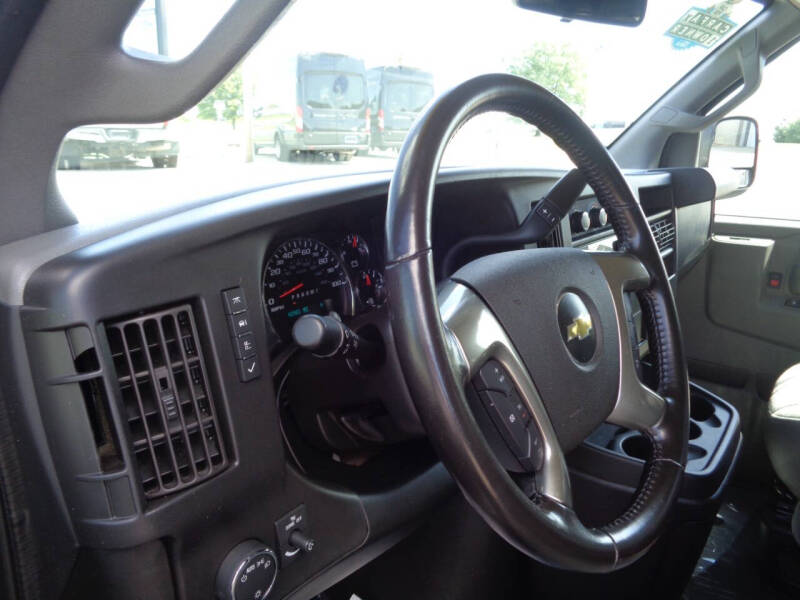 2018 Chevrolet Express LS 2500