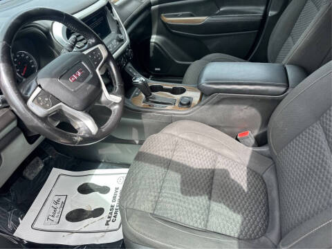 2018 GMC Acadia SLE-2