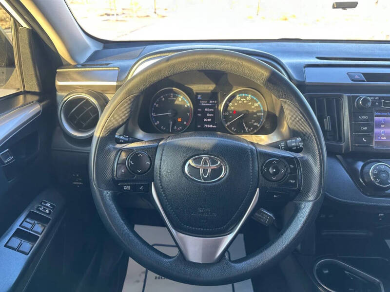 2018 Toyota RAV4 LE
