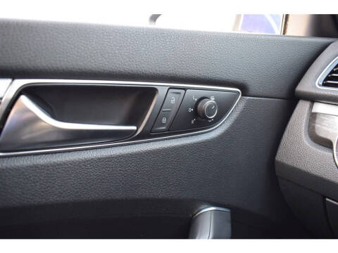 2017 Volkswagen Passat 1.8T SEL Premium