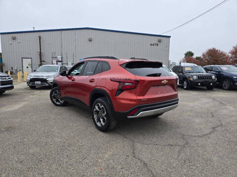 2024 Chevrolet Trax LT