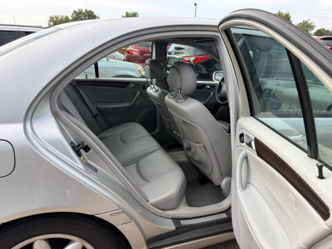 2004 Mercedes-Benz C-Class C 240