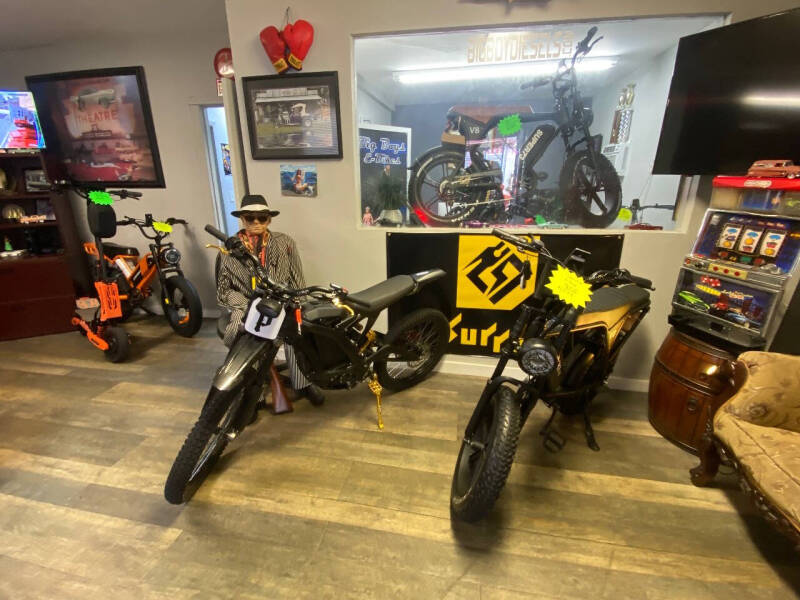 2024 Electric bikes and scooters  E bikes