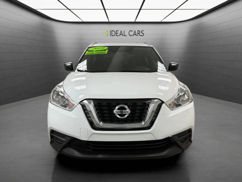 2019 Nissan Kicks S