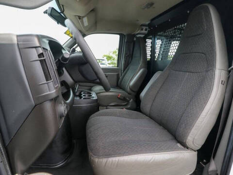 2023 GMC Savana 2500