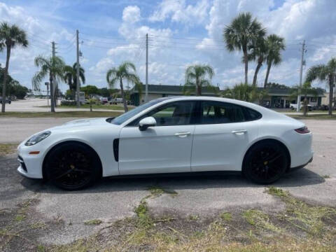2017 Porsche Panamera 4S