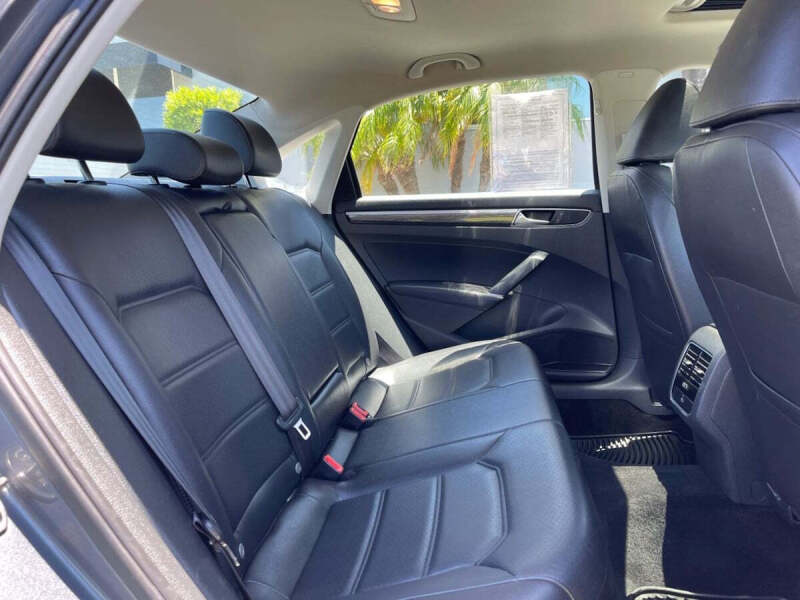 2016 Volkswagen Passat