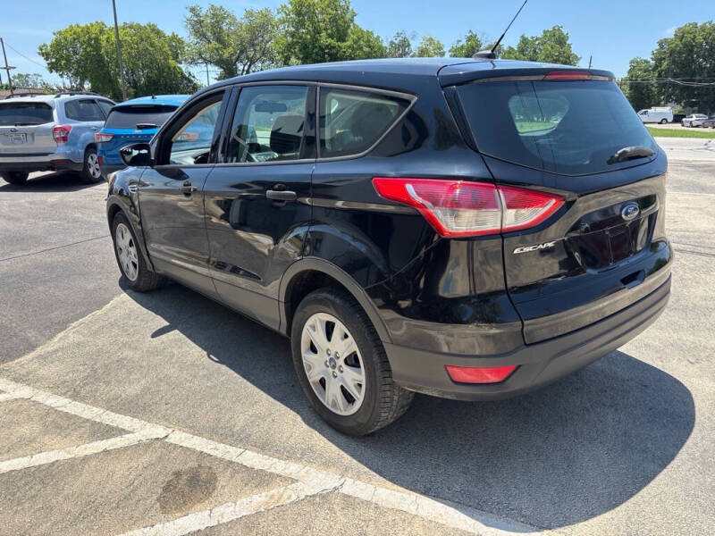 2016 Ford Escape S
