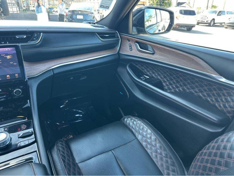 2022 Jeep Grand Cherokee