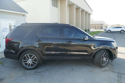 2016 Ford Explorer Sport