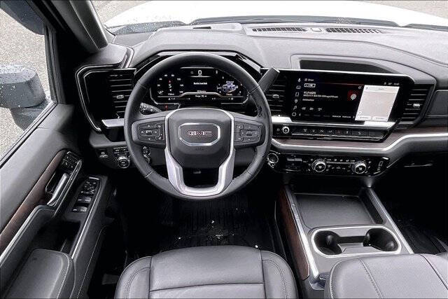 2025 GMC Sierra 3500HD