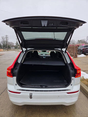 2023 Volvo XC60 B5 Core