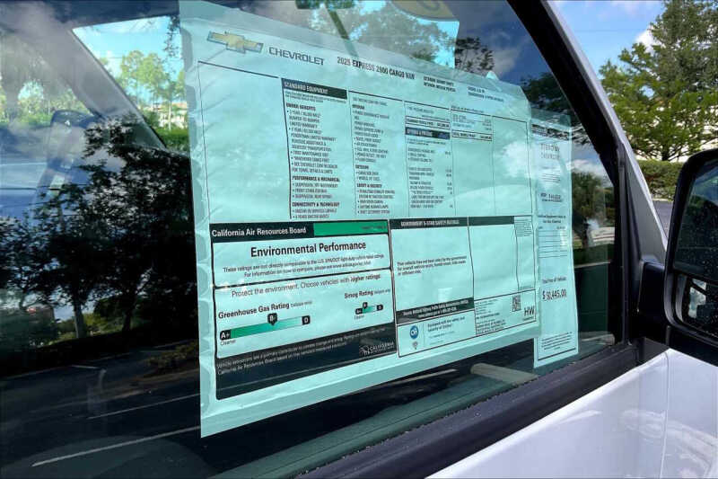 2025 Chevrolet Express 2500