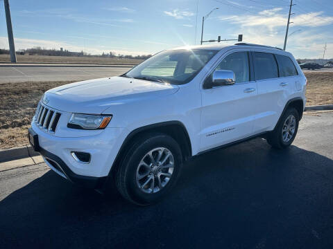 2014 Jeep Grand Cherokee for sale at Doc's Auto Sales in Lincoln NE