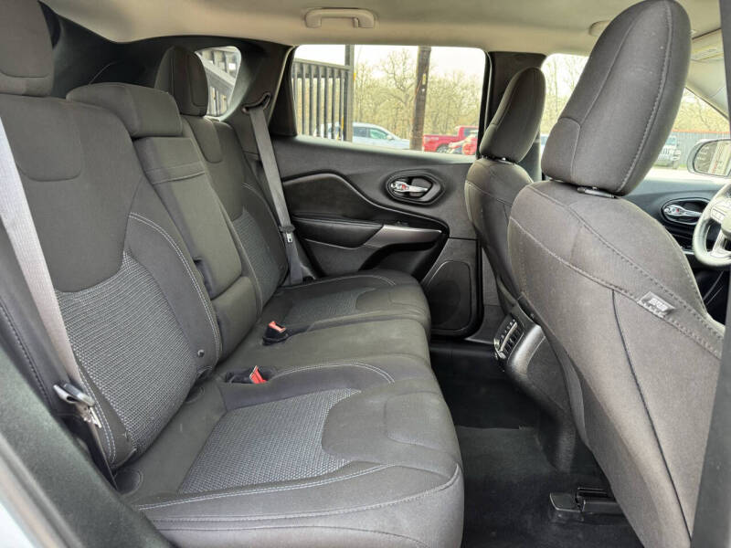 2019 Jeep Cherokee Latitude