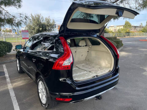 2016 Volvo XC60 T5 Premier