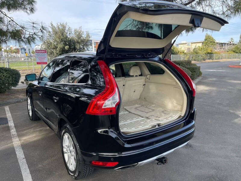 2016 Volvo XC60 T5 Premier