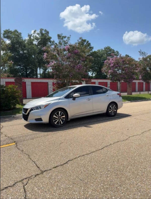 2020 Nissan Versa SV