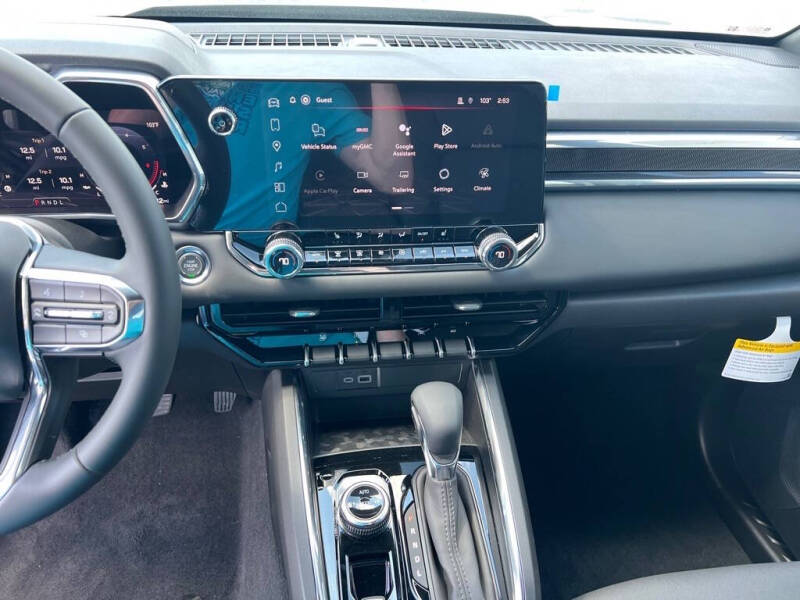 2026 GMC Canyon Elevation