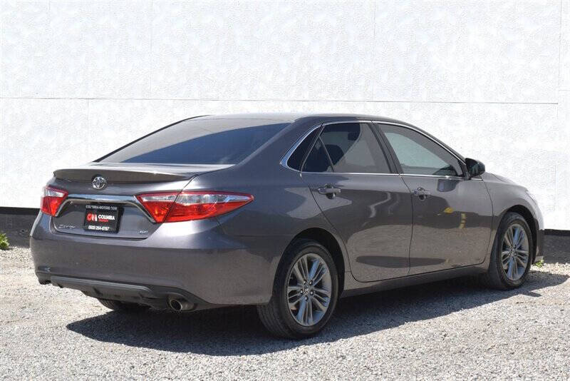 2017 Toyota Camry SE