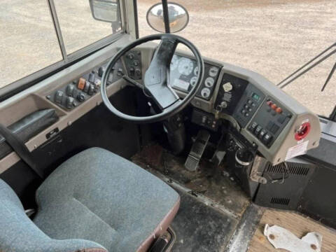 2009 IC Bus RE Series