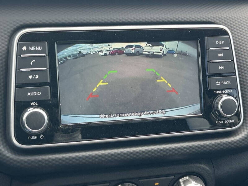 2025 Nissan Kicks Play S