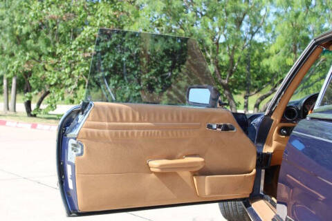 1985 Mercedes-Benz 500-Class