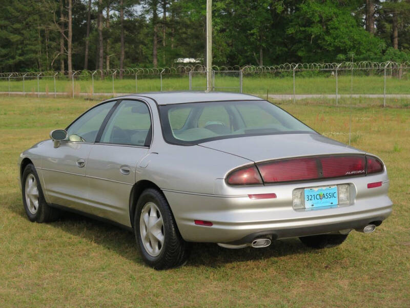 1999 Oldsmobile Aurora