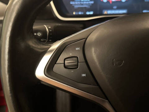 2015 Tesla Model S 70D