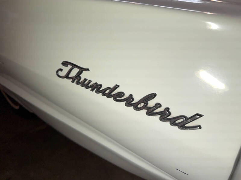 1965 Ford Thunderbird