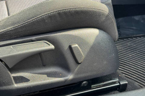 2012 Volkswagen Golf 2.5L PZEV