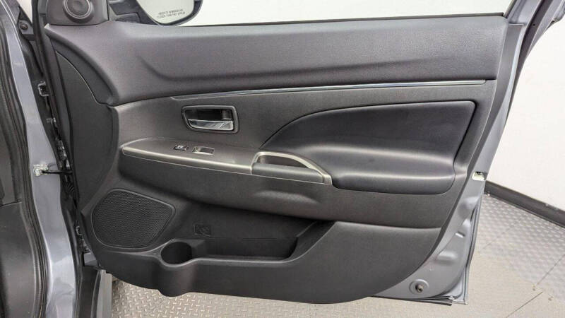 2024 Mitsubishi Outlander Sport S