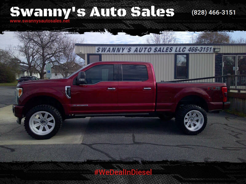 2017 Ford F-250 Super Duty Platinum's photo