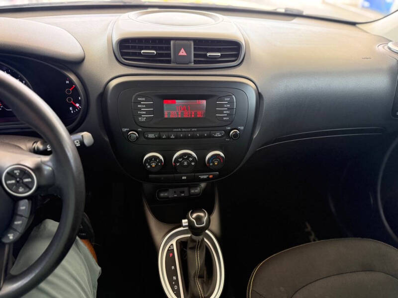 2014 Kia Soul +