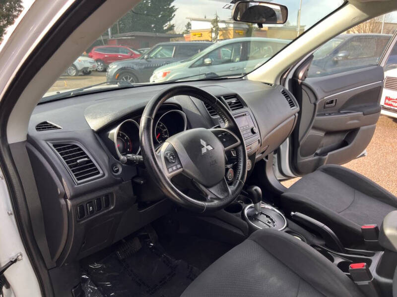 2015 Mitsubishi Outlander Sport ES